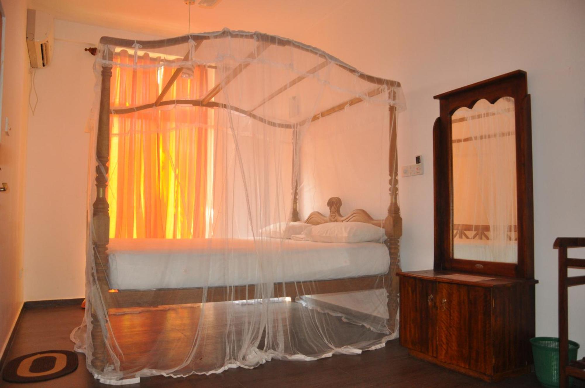 Nooit Gedacht Holiday Resort Unawatuna Phòng bức ảnh